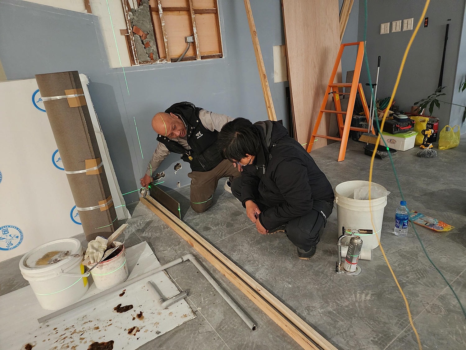 【台北裝潢】民生社區家具店面格柵裝潢~木工裝潢│輕鋼架天花板│唐莊企業有限公司│木居手作工坊 - 第10張圖 11