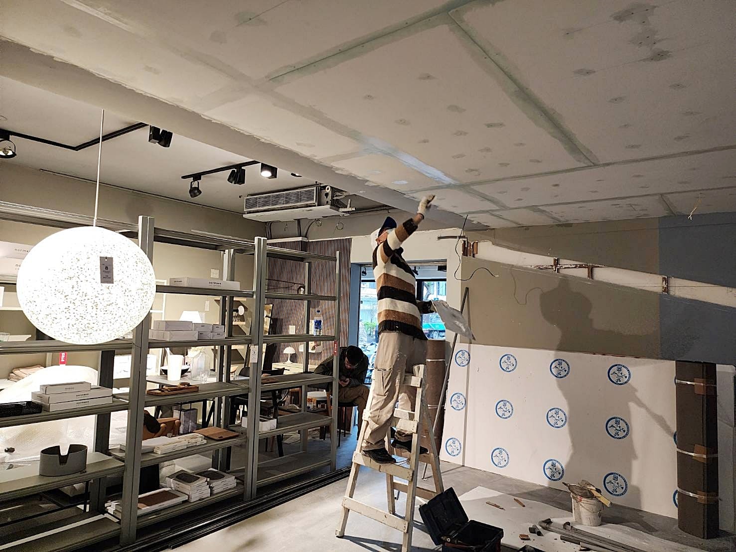 【台北裝潢】民生社區家具店面格柵裝潢~木工裝潢│輕鋼架天花板│唐莊企業有限公司│木居手作工坊 - 第24張圖 25