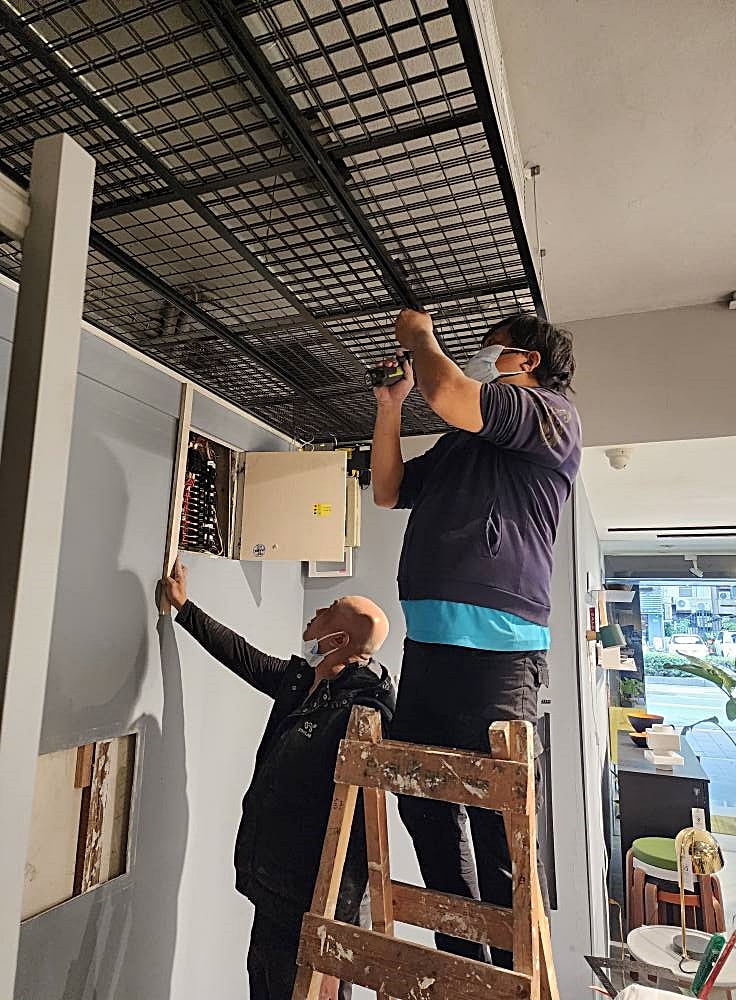 【台北裝潢】民生社區家具店面格柵裝潢~木工裝潢│輕鋼架天花板│唐莊企業有限公司│木居手作工坊 - 第2張圖 3