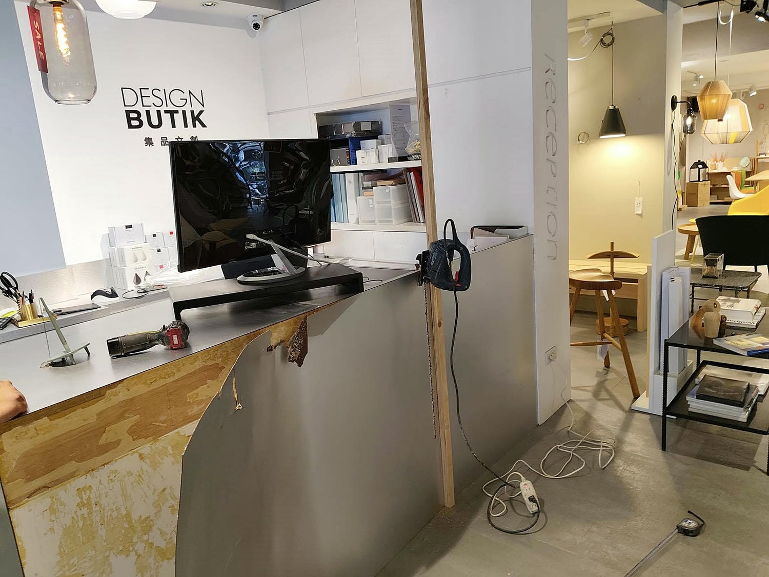 【台北裝潢】民生社區家具店面格柵裝潢~木工裝潢│輕鋼架天花板│唐莊企業有限公司│木居手作工坊 - 第6張圖 7